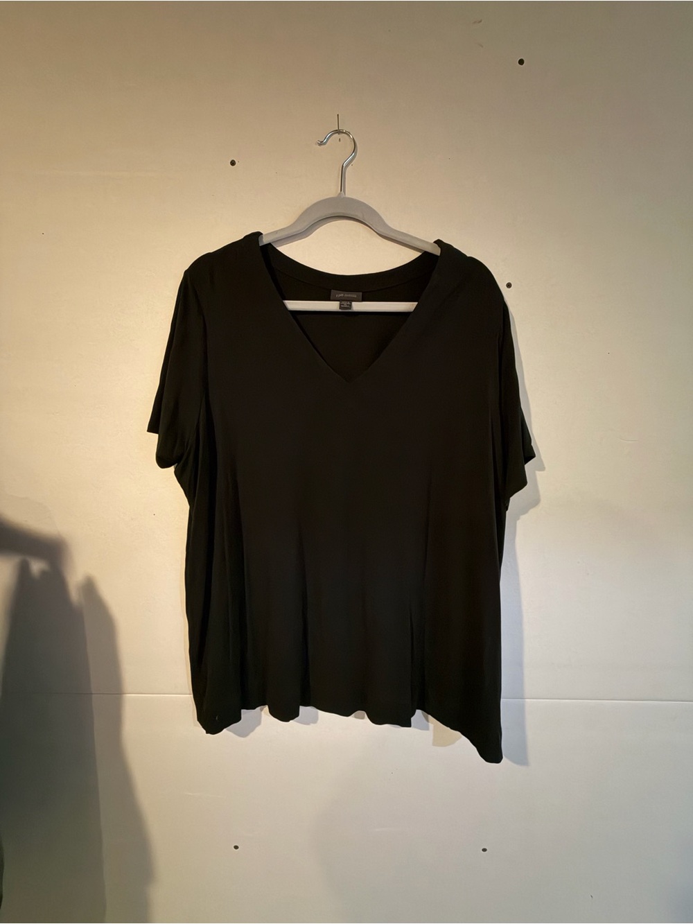 J. Jill Black V-Neck Short Sleeve Tee